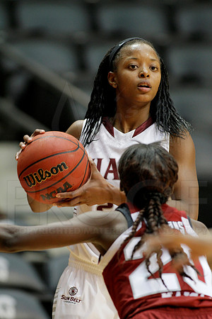UALR Women's Basketball (©Justin Manning) JWM_0136