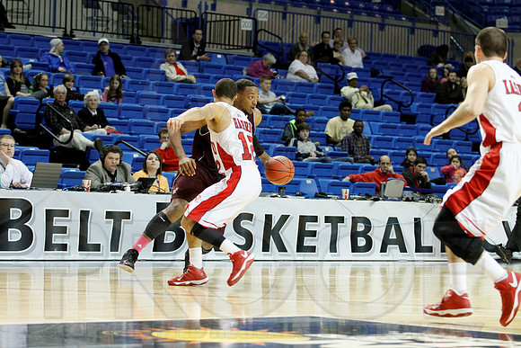 WKU vs. UL-Monroe Men's JWM0331 (©Justin Manning)