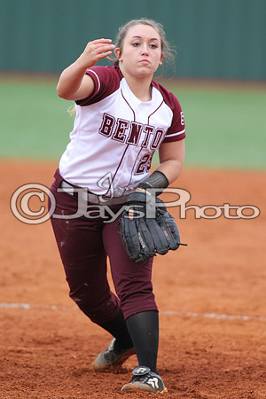 Cabot @ Benton Softball 3-10-2015 (©Justin Manning) JWM_0361