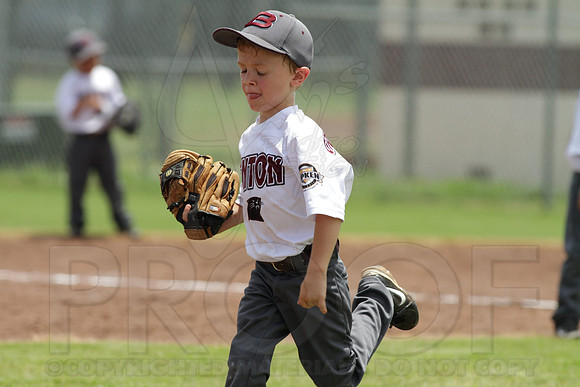 Benton vs. Sylvan Hills 5-6 year old All Stars 7-11-2014 (©Justin Manning) JWM_221
