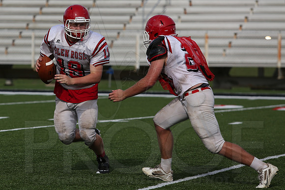 Glen Rose Football Practice 9-2-2014 (©Justin Manning) JWM_194