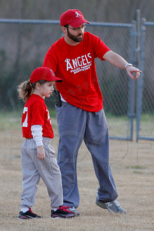 T-ball Angels vs Panthers 3-28-13 (© Justin Manning) JWM0008