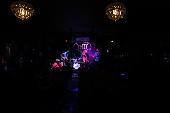 Cliff & Susan (Ohio Club) 5-9-25_JWM_0477