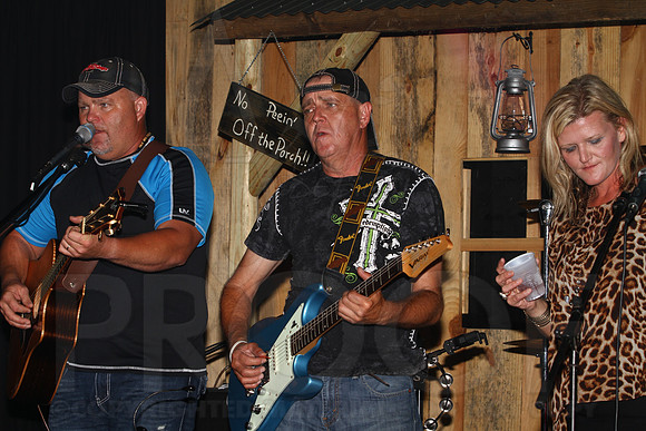 Midnight Hurricanes (Boogies) 8-3-2014 (©Justin Manning) JWM_292