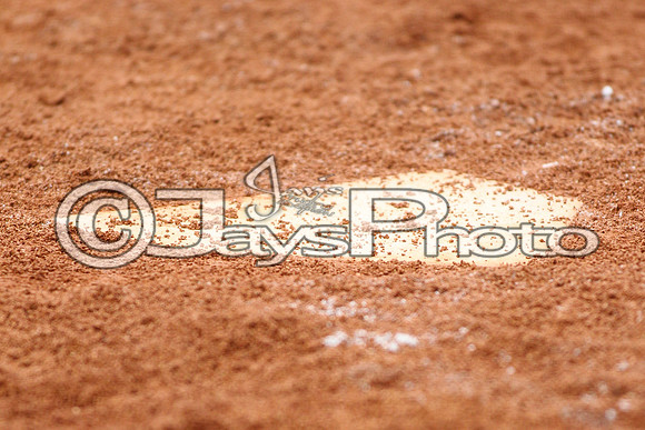 Cabot @ Benton Softball 3-10-2015 (©Justin Manning) JWM_0378