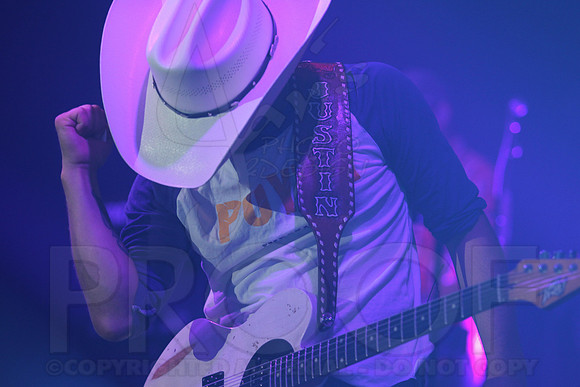 Justin Moore concert 8-15-16_JWM_0185