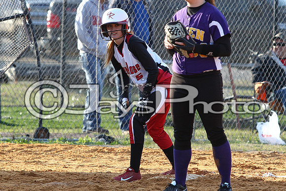 Poyen @ Glen Rose softball 3-28-2015 (©Justin Manning) JWM_0085