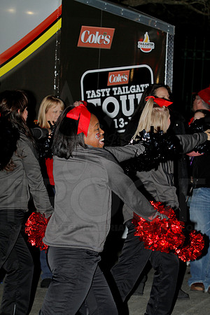 GoDaddy Bowl Mardi Gras Parade (©Justin Manning) JWM_0248