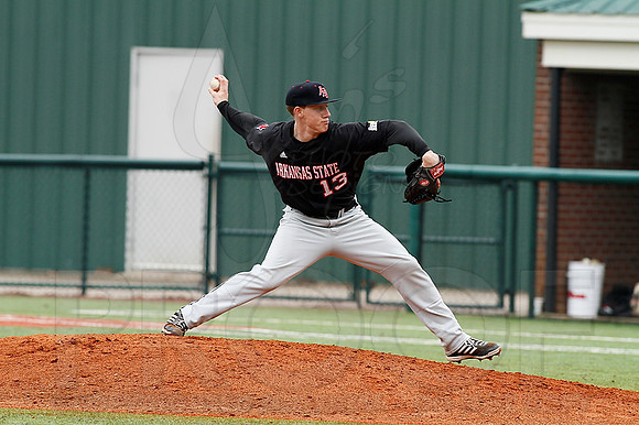 ASU @ UALR baseball 3-17-13 (© Justin Manning) JWM0336