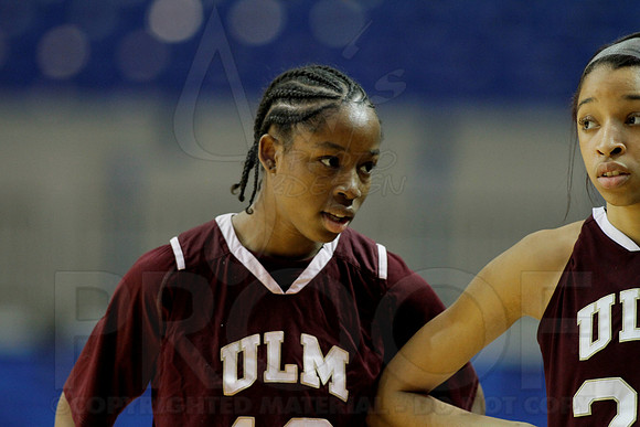 Florida Atlantic vs. UL-Monroe Women's JWM0265 (©Justin Manning)