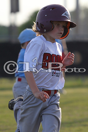 Bomb Squad vs. Cardinals 6-7 year old (Pitching Machine) 5-5-2015 (©Justin Manning) JWM_0087