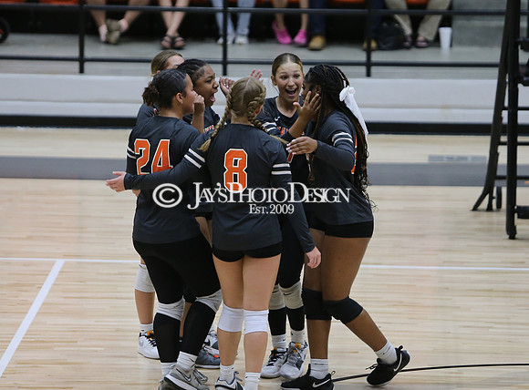 Bauxite @ Malvern 9th grade 8-27-24_JWM_0104