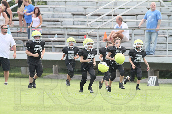 Bauxite Black-Gray games 4th, 5th, 6th, Junior high, Senior high scrimmage 8-22-13 (© Justin Manning) JWM0019
