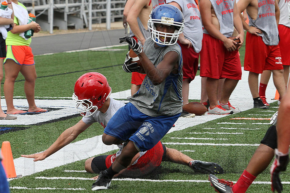 1st Annual James King 7 on 7 (Malvern) (� Justin Manning) JWM0257