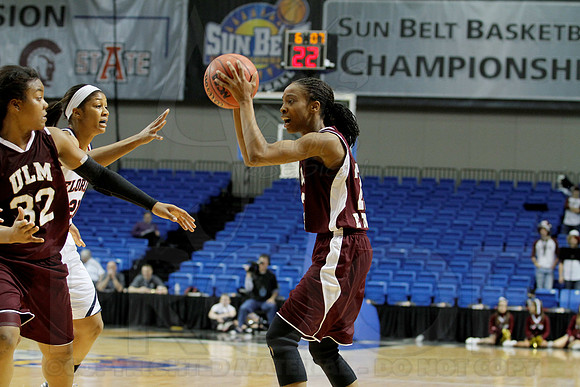 Florida Atlantic vs. UL-Monroe Women's JWM0197 (©Justin Manning)