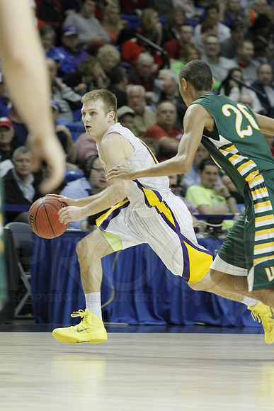 1A Boys State Finals-Concord vs. Wonderview 3-14-2014 (© Justin Manning) JWM_0020