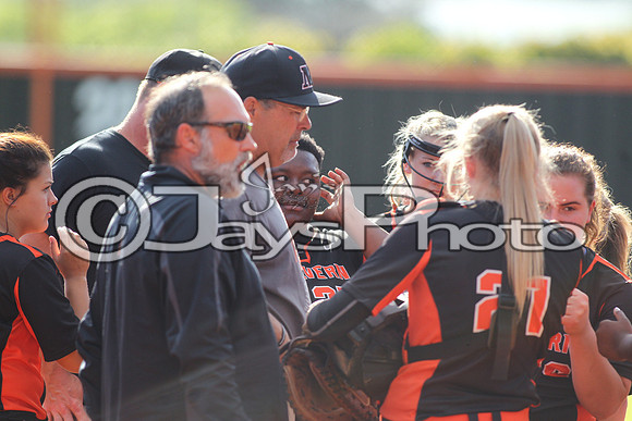 Arkadelphia @ Malvern softball_0406