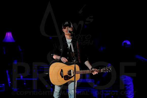 Justin Moore Concert 4-25-2014 (© Justin Manning) JWM_0324