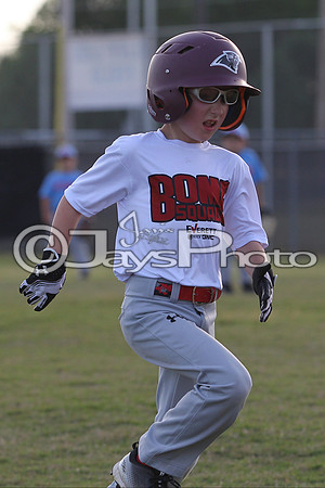 Bomb Squad vs. Cardinals 6-7 year old (Pitching Machine) 5-5-2015 (©Justin Manning) JWM_0118