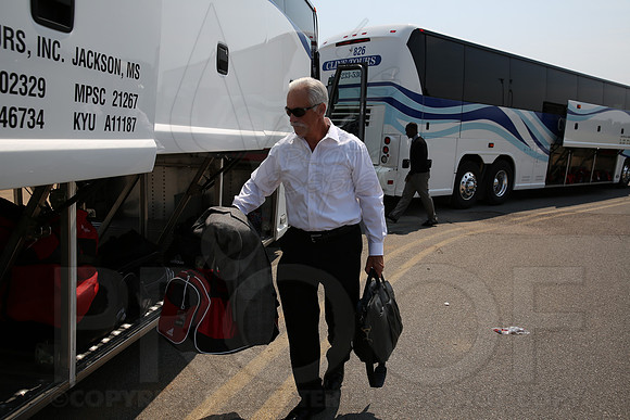 ASU football team departure for Aurbun 9-6-1 (© Justin Manning) JWM0007