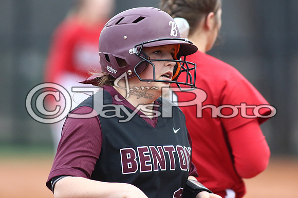 Vilonia @ Benton softball 3-3-2015 (©Justin Manning) JWM_021