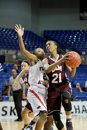 Florida Atlantic vs. UL-Monroe Women's JWM0261 (©Justin Manning)