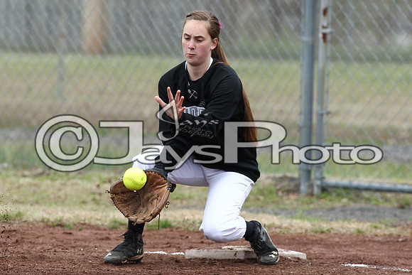 Bauxite vs. Brookland softball 3-28-2015 (©Justin Manning) JWM_0106