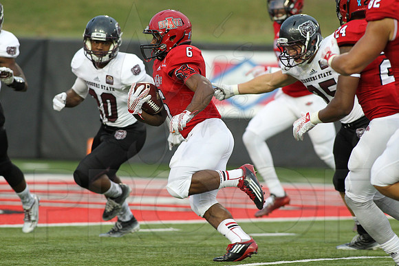 Missouri State @ Arkansas State 9-19-2015 (©Justin Manning) JWM_0811