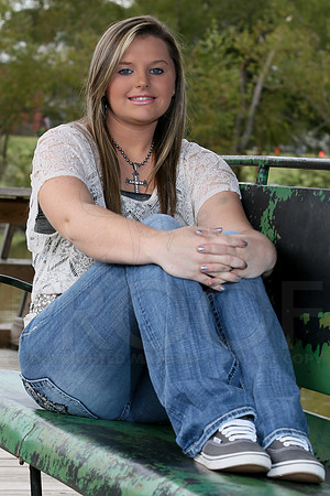 Alexsis Schmidt senior pictures 10-18-2014 (©Justin Manning) JWM_006