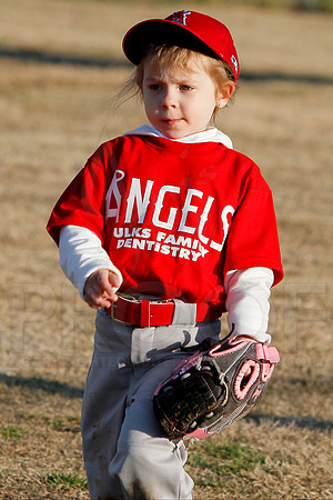 T-ball Angel's & Rangers 3-26-13 (© Justin Manning) JWM0075