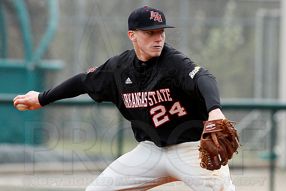 ASU @ UALR baseball 3-17-13 (© Justin Manning) JWM0291