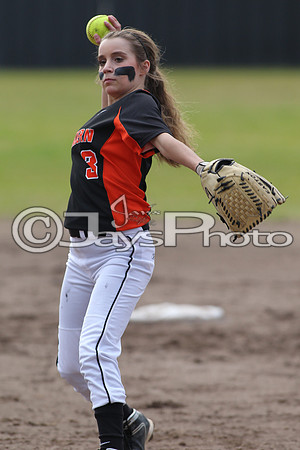 Glen Rose @ Malvern Softball 3-16-2015 (©Justin Manning) JWM_278