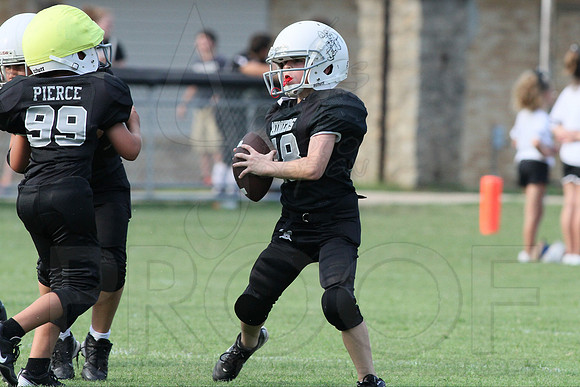 Bauxite Black-Gray games 4th, 5th, 6th, Junior high, Senior high scrimmage 8-22-13 (© Justin Manning) JWM0049