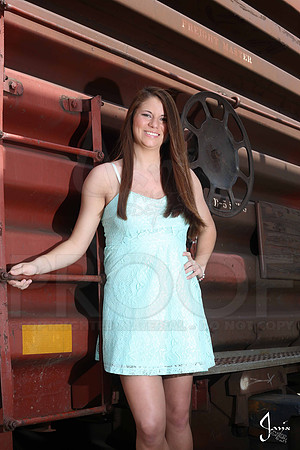 Collin & Makayla Senior pics 4-14-13 (© Justin Manning) JWM0242