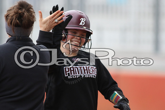 Vilonia @ Benton softball 3-3-2015 (©Justin Manning) JWM_018