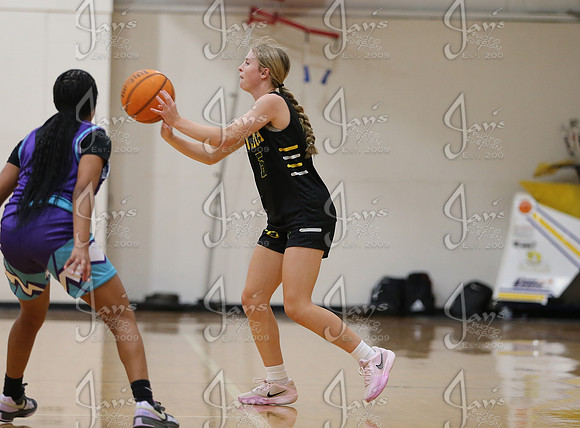 Evolution vs. EXT Typhoon (AAU High School Girls Basketball) 4-26-25_JWM_0204