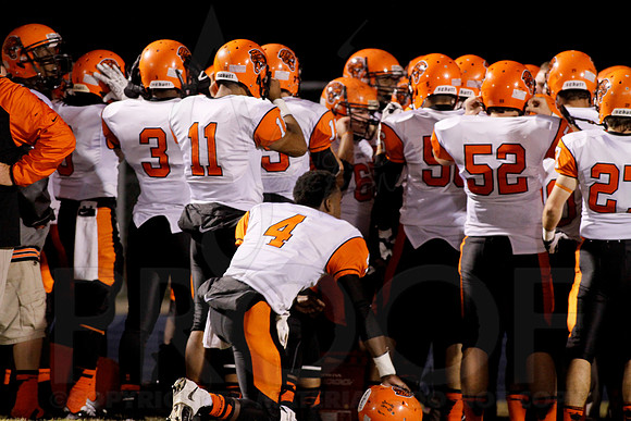 Malvern @ Arkadelphia 11-8-13 (©Justin Manning) JWM_0189