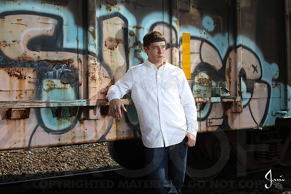 Collin & Makayla Senior pics 4-14-13 (© Justin Manning) JWM0283