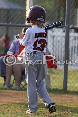 Bomb Squad vs. Cardinals 6-7 year old (Pitching Machine) 5-5-2015 (©Justin Manning) JWM_0044