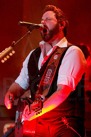 Justin Moore Concert 4-25-2014 (© Justin Manning) JWM_0181