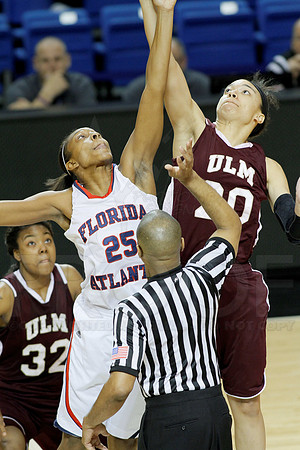 Florida Atlantic vs. UL-Monroe Women's JWM0048 (©Justin Manning)
