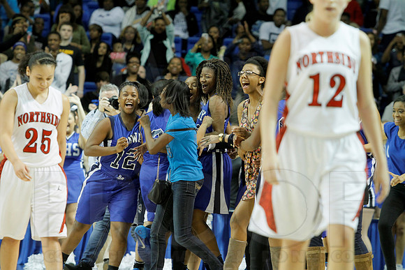 7A Girls State Finals-Fort Smith Northside vs. Conway 3-13-2014 (© Justin Manning) JWM_0263