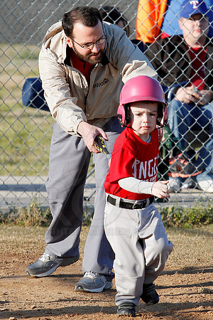 T-ball Angel's & Rangers 3-26-13 (© Justin Manning) JWM0039