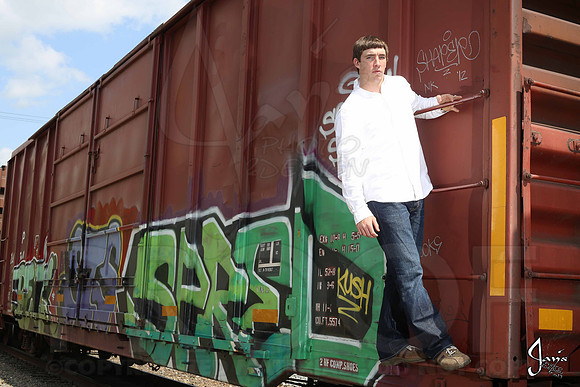 Collin & Makayla Senior pics 4-14-13 (© Justin Manning) JWM0233