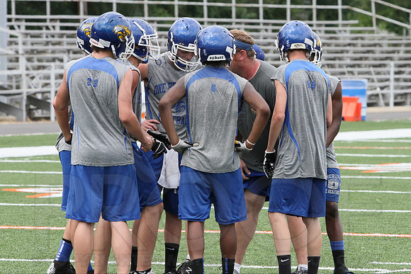 1st Annual James King 7 on 7 (Malvern) (� Justin Manning) JWM0271
