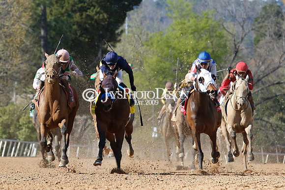 z220402_ArkansasDerbyday_Manning_JWM_0770
