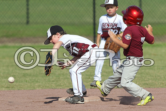 Benton vs. Beebe 6 year old All-Stars 6-28-2015 (©Justin Manning) JWM_0113