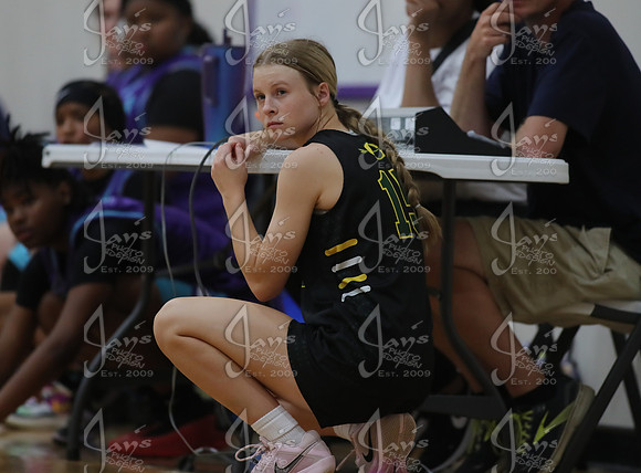 Evolution vs. EXT Typhoon (AAU High School Girls Basketball) 4-26-25_JWM_0810