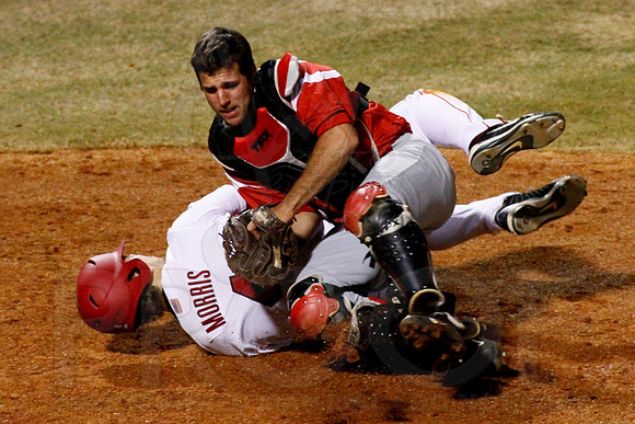 Miss Valley State @ Arkansas Baseball 3-27-13 (© Justin Manning) JWM0461