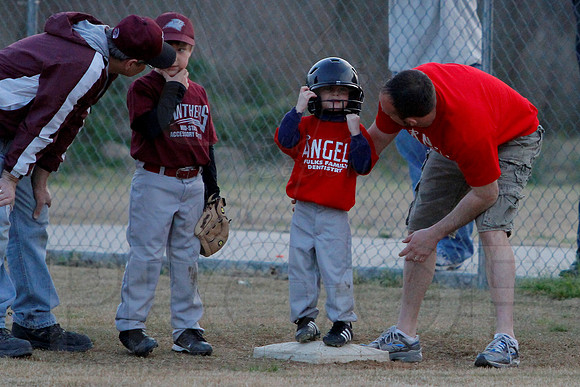 T-ball Angels vs Panthers 3-28-13 (© Justin Manning) JWM0057